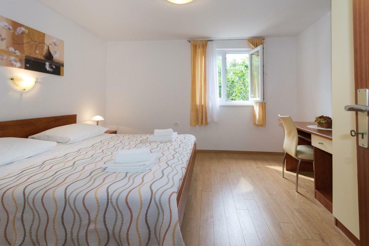 Beach Apartment M & B Poljana  Ngoại thất bức ảnh